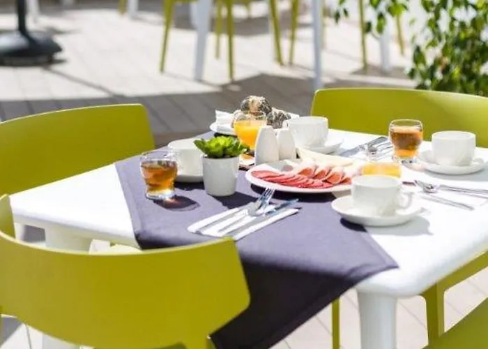 فندق Bq (adults Only) كالا راتخاذا