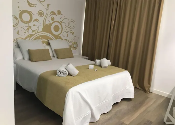 Bq (adults Only) فندق 4*