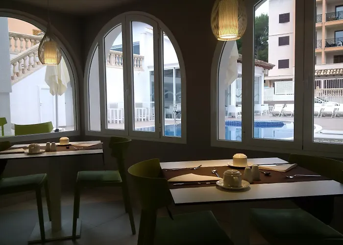 Bq (adults Only) 4* كالا راتخاذا