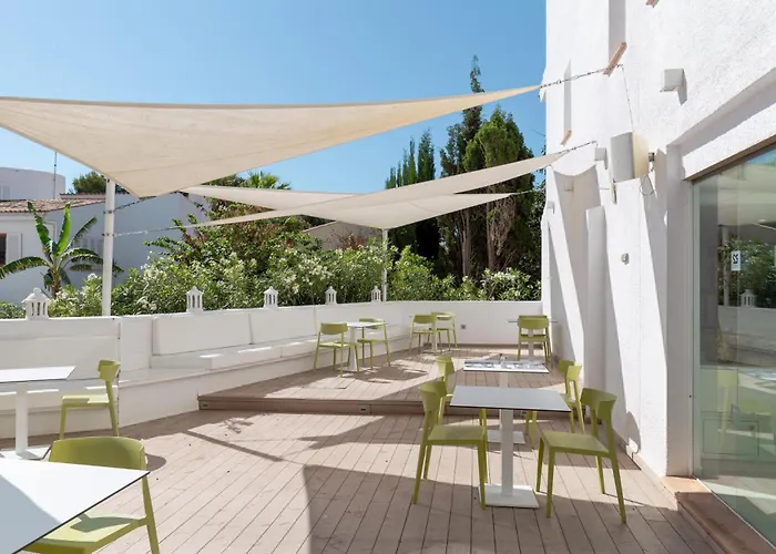 Hotell Bq (adults Only)