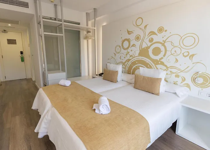 Готель Bq (adults Only) 4*