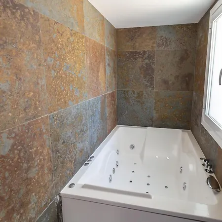 Hotel Bq (adults Only)