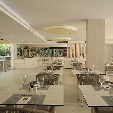 Bq (adults Only) Cala Ratjada (Mallorca)