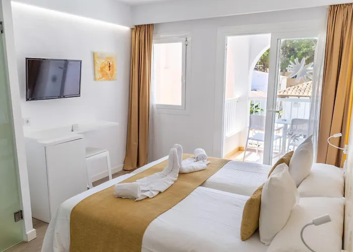 Bq (adults Only) Cala Ratjada (Mallorca)